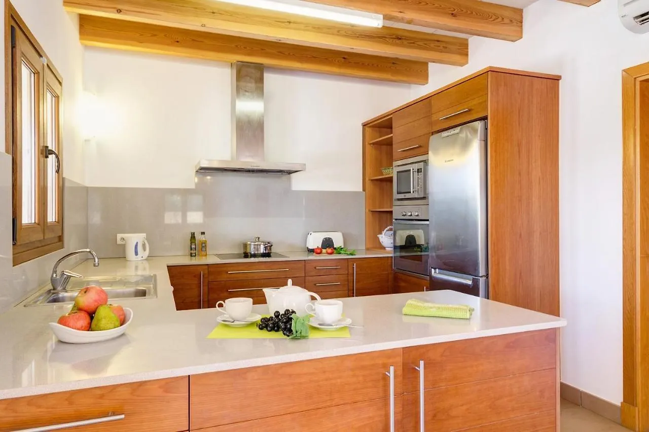 Mares 4 Bedroom Villa, Cala'N Forcat Cala'N Blanes  Spanien