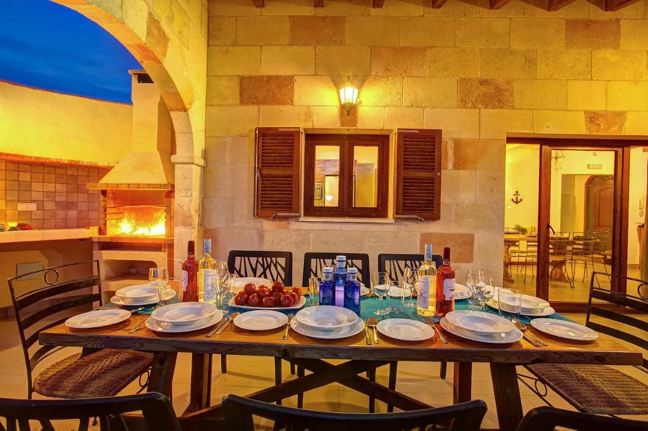 Mares 4 Bedroom Villa, Cala'N Forcat Cala'N Blanes  Villa
